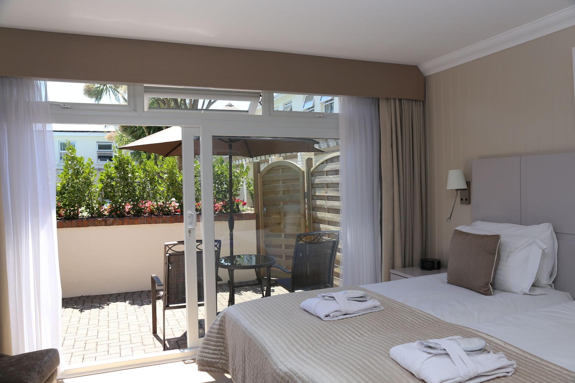 Hotel La Place Ст. Обин Экстерьер фото