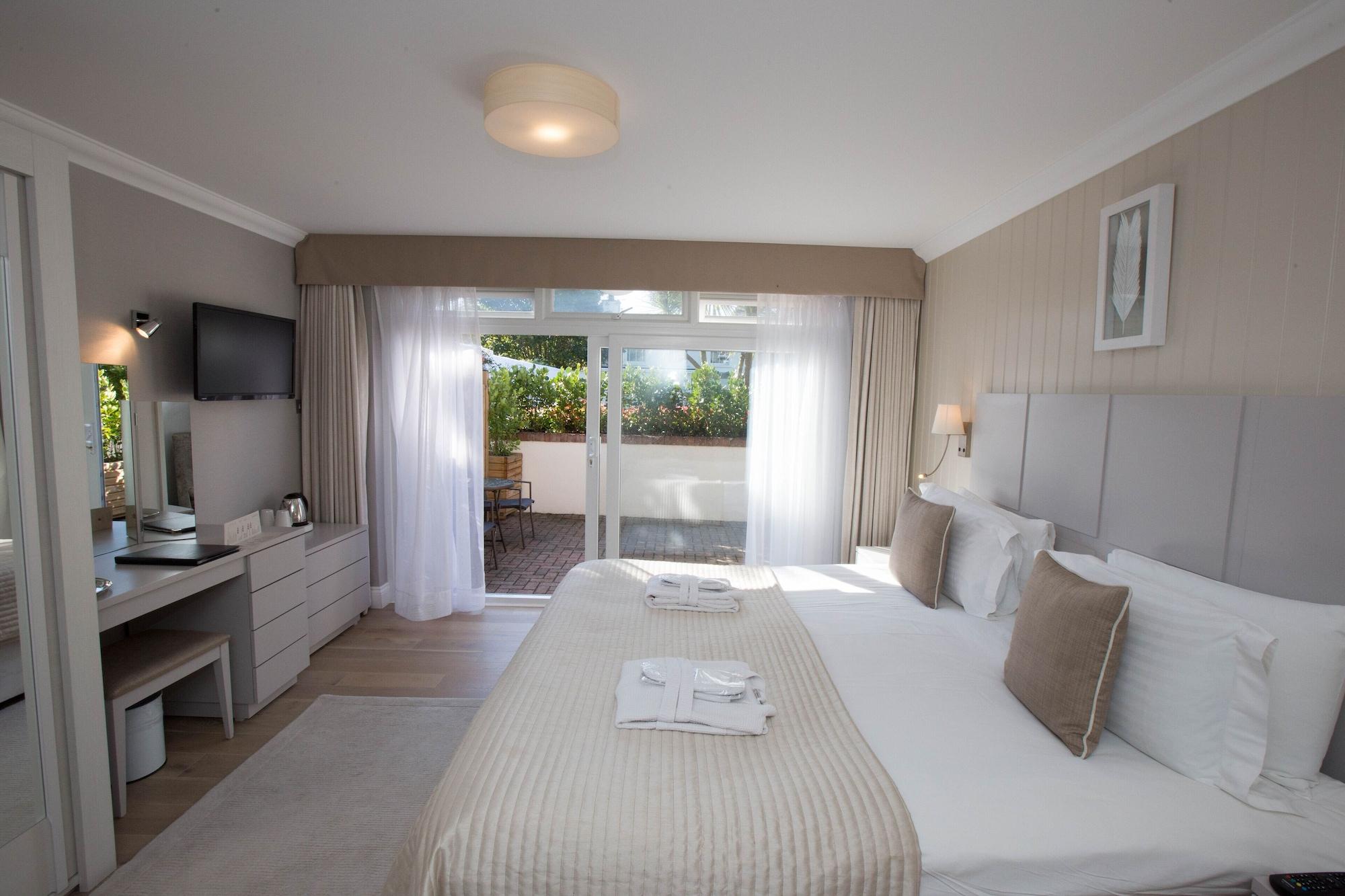 Hotel La Place Ст. Обин Экстерьер фото